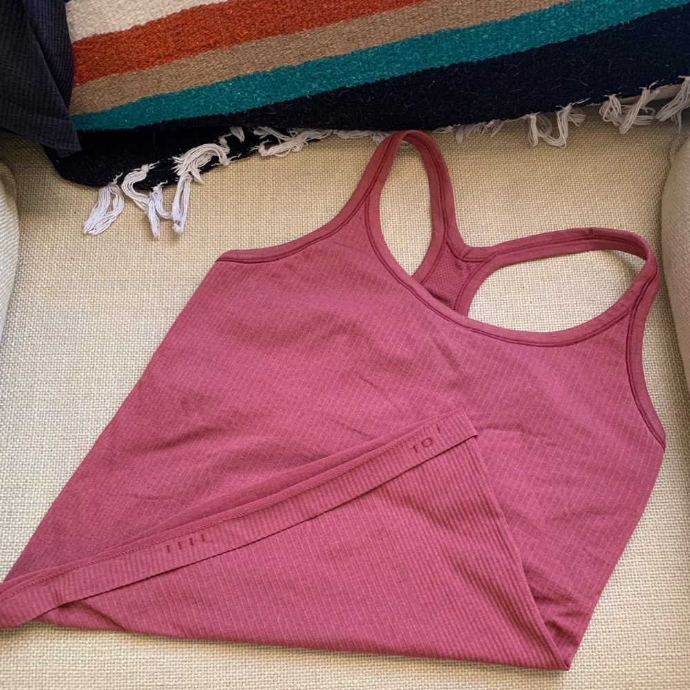 Lululemon Ebb to Street Tank